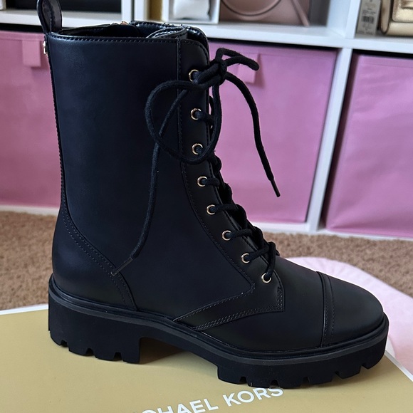 Michael Kors Black Women's Boots Size 6 - Picture 1 of 5